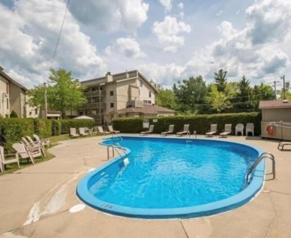 O'Berge Du Village C304 - Bord De L'Eau Magog Exterior photo
